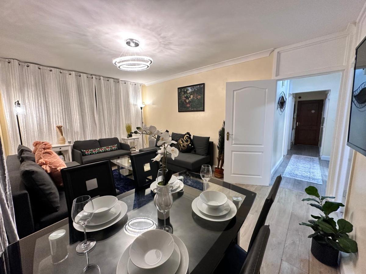 Posh 2-Bedroom, Living Room, Kitchen & 1.5 Bathroom Londra Dış mekan fotoğraf