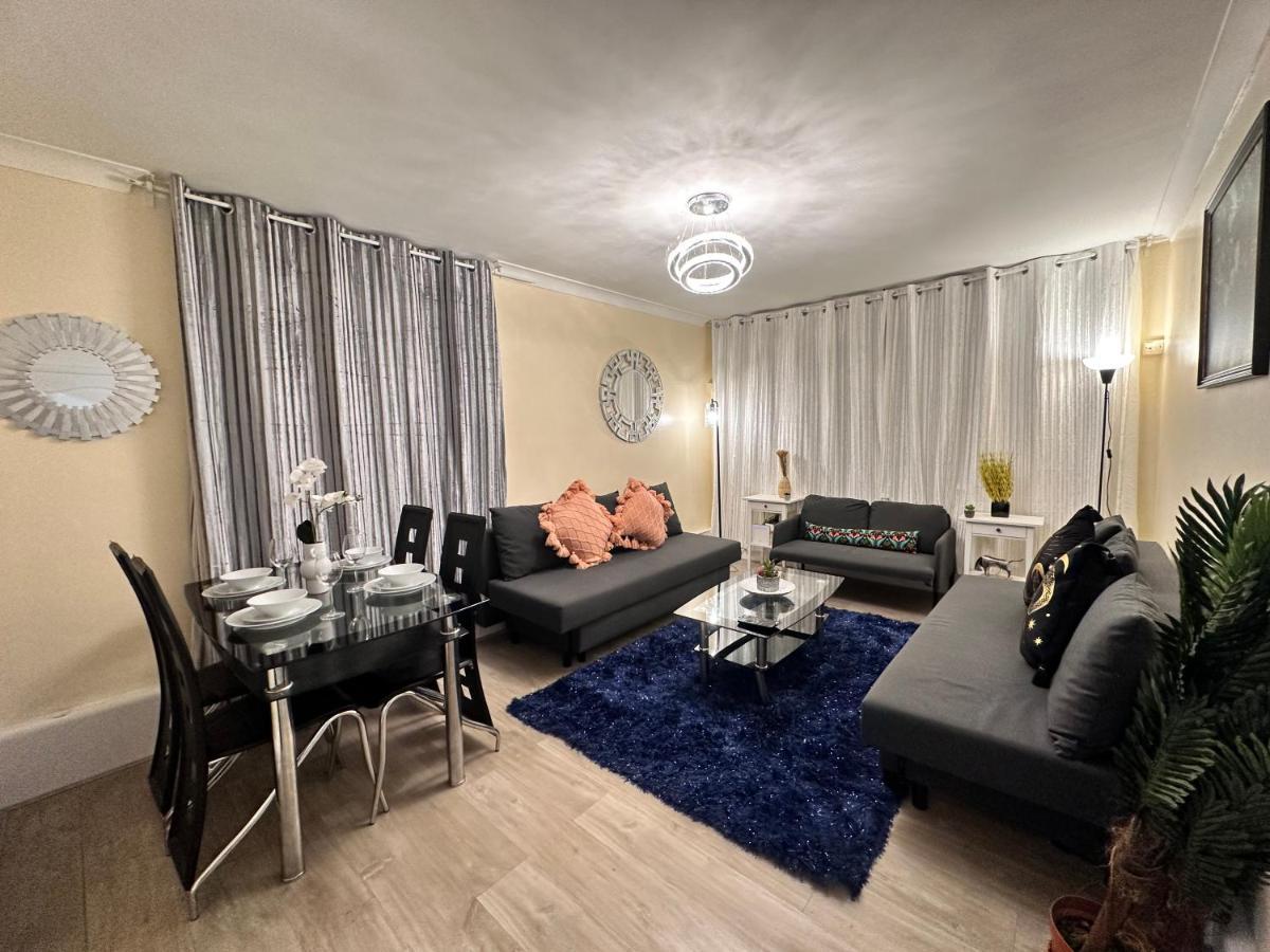 Posh 2-Bedroom, Living Room, Kitchen & 1.5 Bathroom Londra Dış mekan fotoğraf