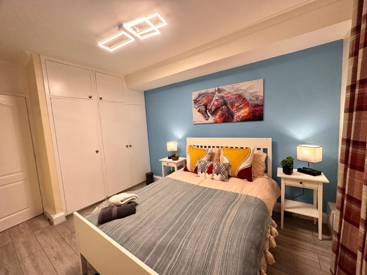 Posh 2-Bedroom, Living Room, Kitchen & 1.5 Bathroom Londra Dış mekan fotoğraf